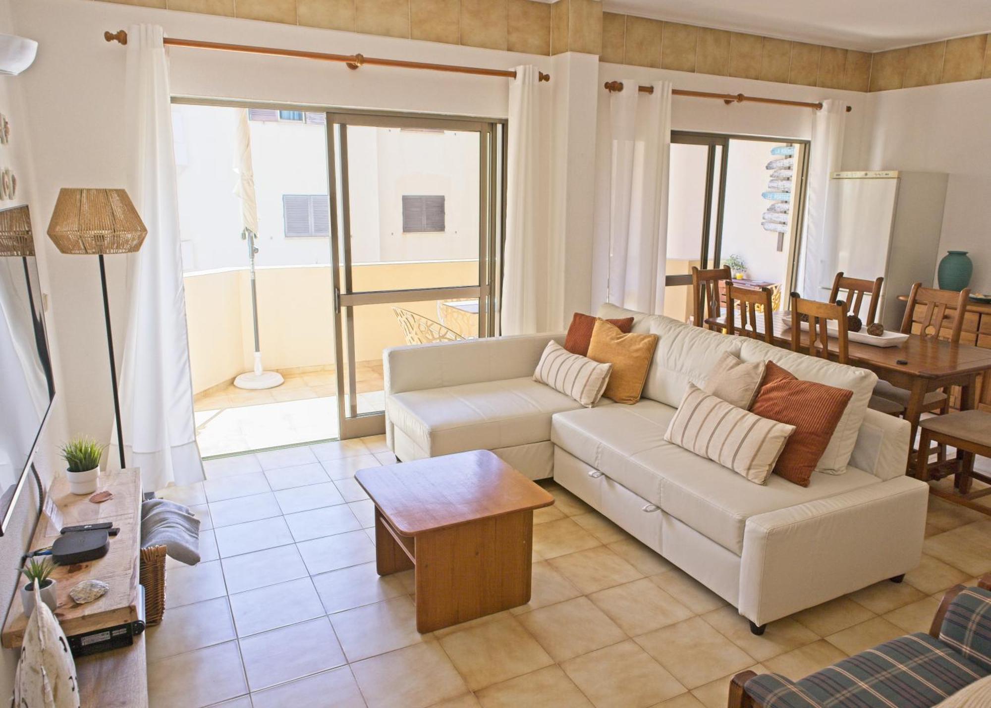 Apartamento Acolhedor 2 Quartos - D. Ana *